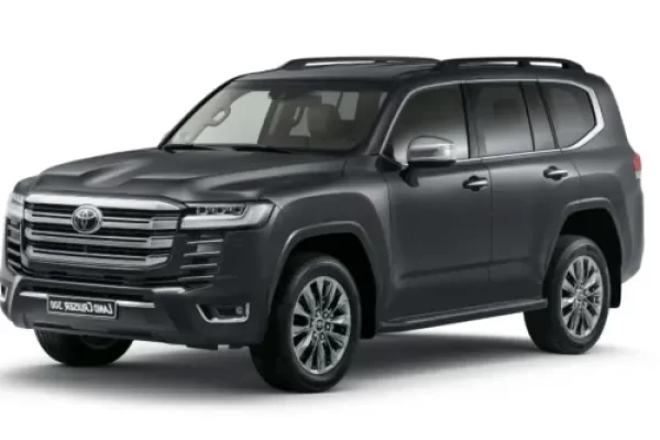 Private City Tour by Land Cruiser