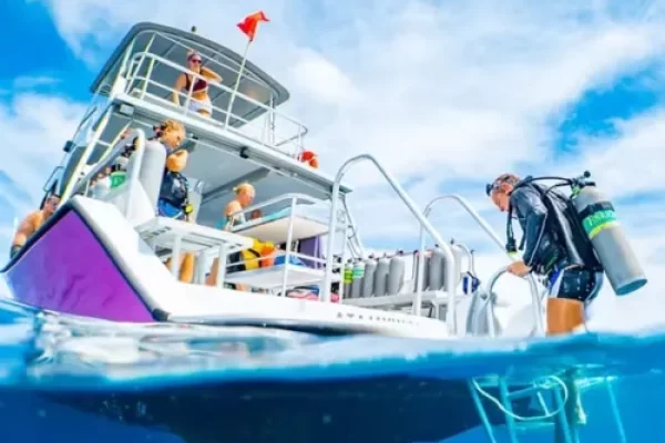 Boat Scuba Diving